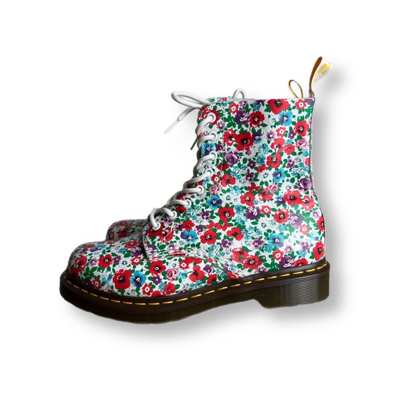 Dr. Martens Shoes - Dr. Martens Floral Leather Boots Womens 9